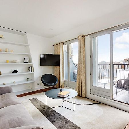 Eiffel Tower View Apartment Париж Екстериор снимка