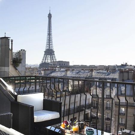 Eiffel Tower View Apartment Париж Екстериор снимка