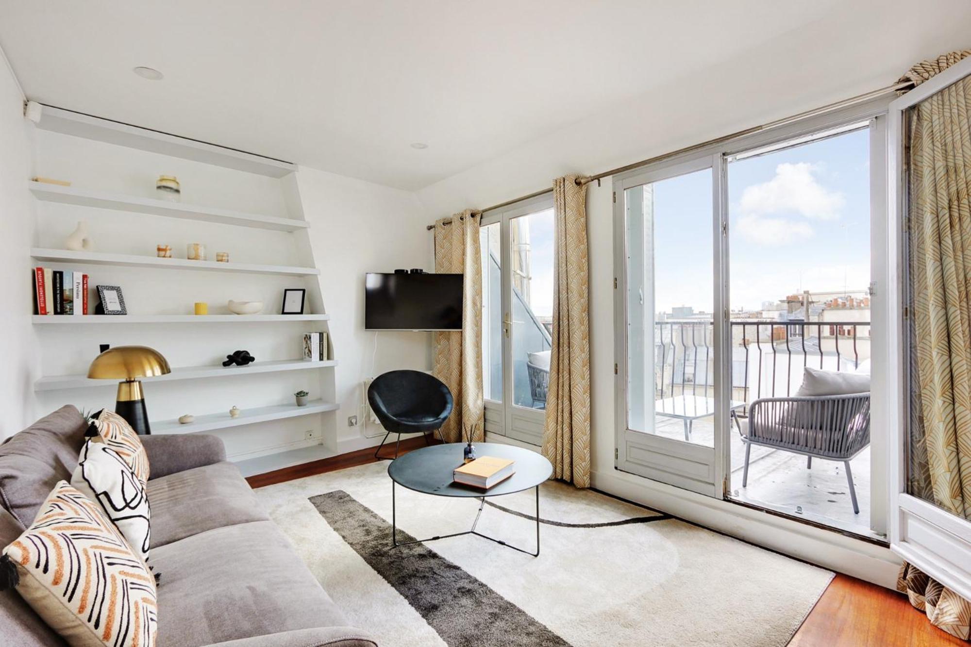Eiffel Tower View Apartment Париж Екстериор снимка