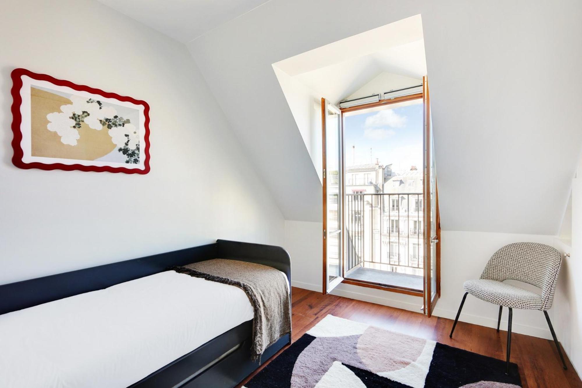 Eiffel Tower View Apartment Париж Екстериор снимка